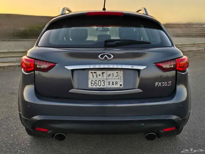 انفنتي FX 50s - اعلى فئة 2009 قمة الفخامة 3