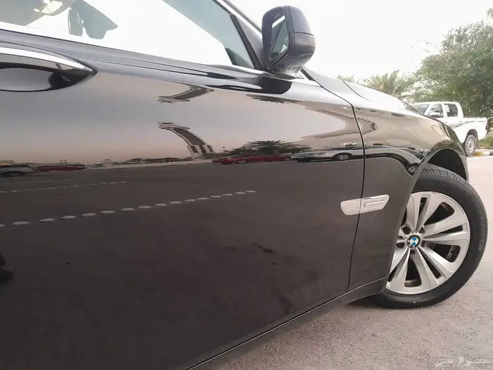 للبيع بي ام دبليو موديل 2012 نظيف 21