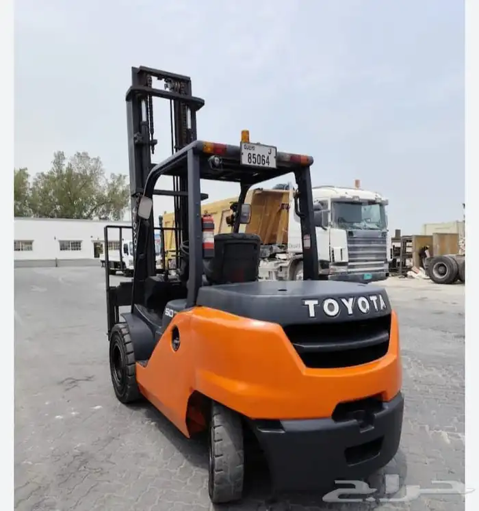 رافعه شوكيه للإيجار 3طن 5طن 7طن 10طن 1