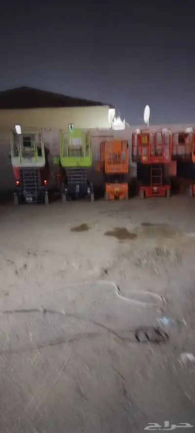 سيزرلفت ومانلفت وكرينات وبوبكات وتليهندلر وتاور لايت للايجار index