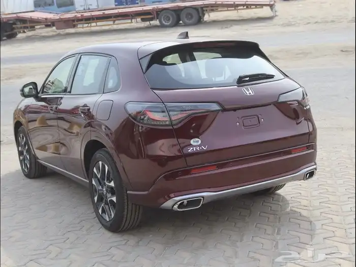 هوندا ZRV فل 2024 4