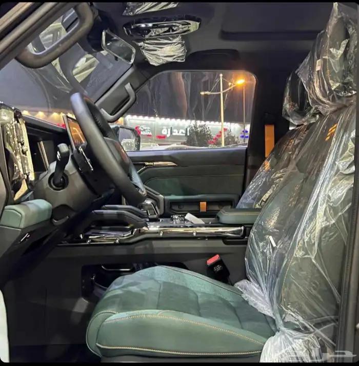 جيتور T2 لاكجري 2026 اسود مطفي اخر حبه في العرض 13