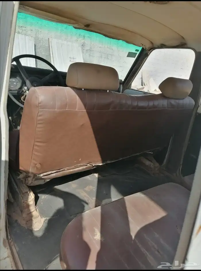 جيب صالون قديم موديله 79م 11