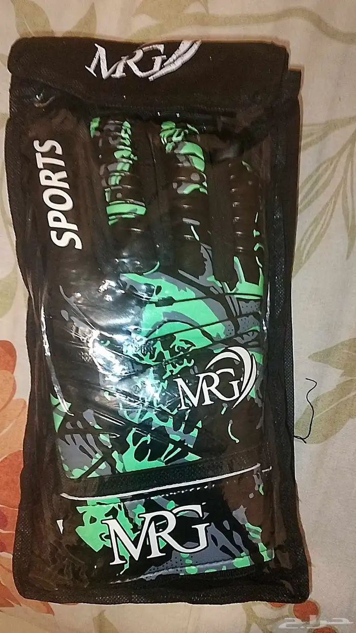 قفزات حراسا.goal keeper gloves 2