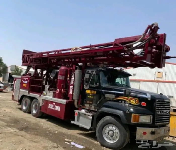 للبحث عن المياه السطحية والجوفية بأحدث الأجهزة المطورة 0