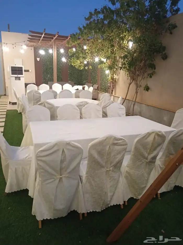 طاولات وكراسي وجلسات لتاجير 0
