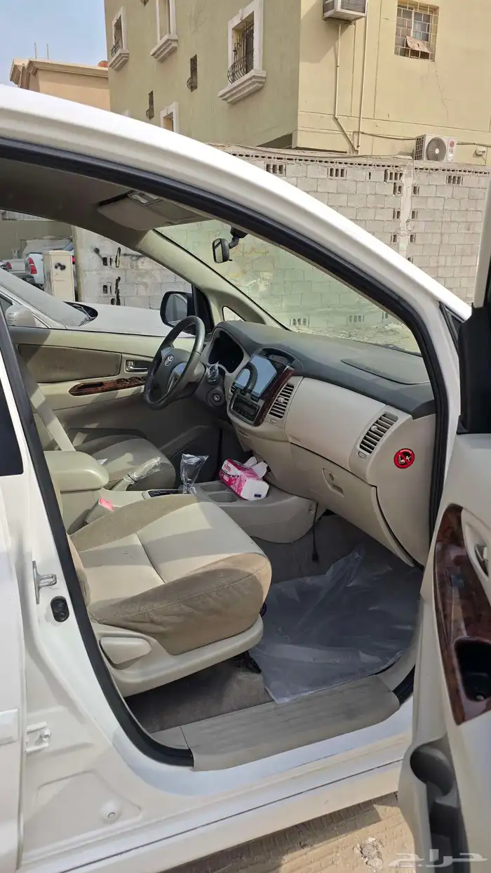 تويوتا انوفا فاغن 2011 بودي وكاله 10
