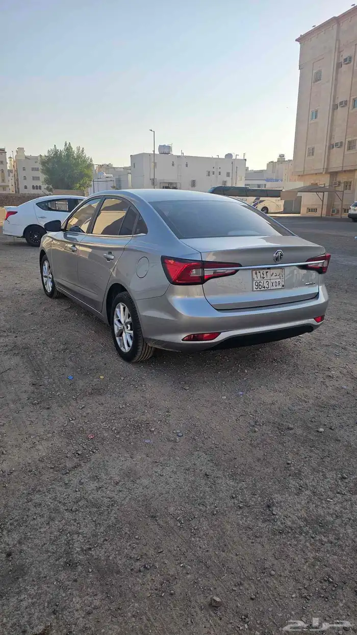 MG 5 2022 half full إم جي 5 - 2022 نفص فل 3