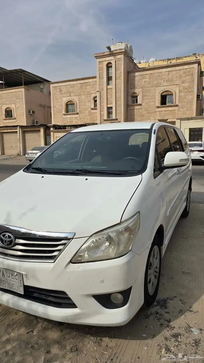 تويوتا انوفا فاغن 2011 بودي وكاله 1
