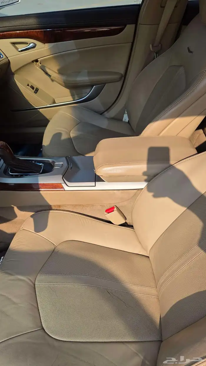 كاديلاك CTS luxury 2010 21