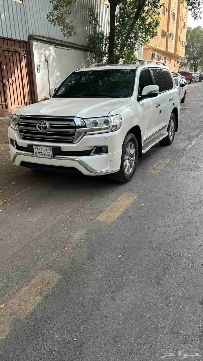 تويوتا لاند كروزر 2