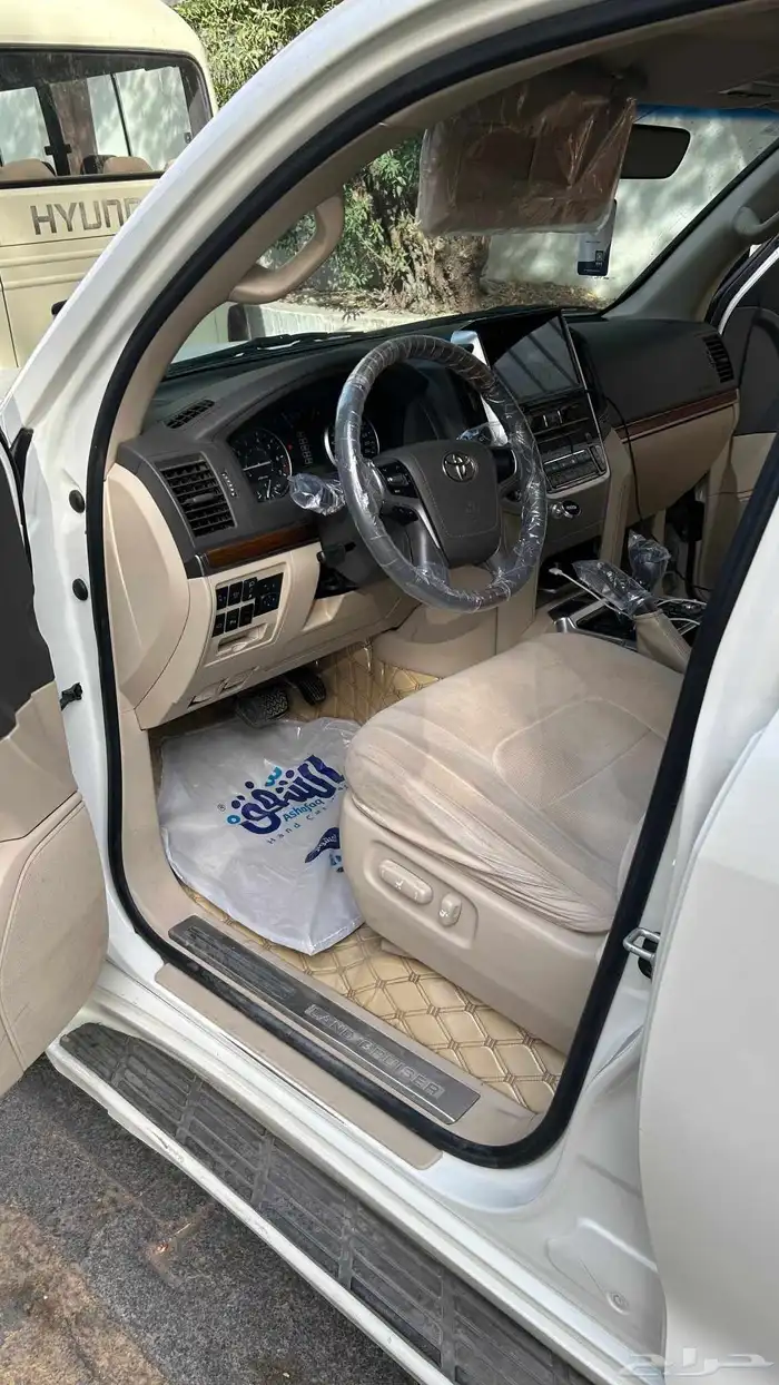 تويوتا لاند كروزر 0