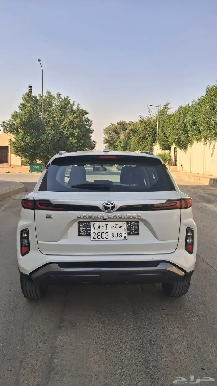 تويوتا اوربان كروزر 4
