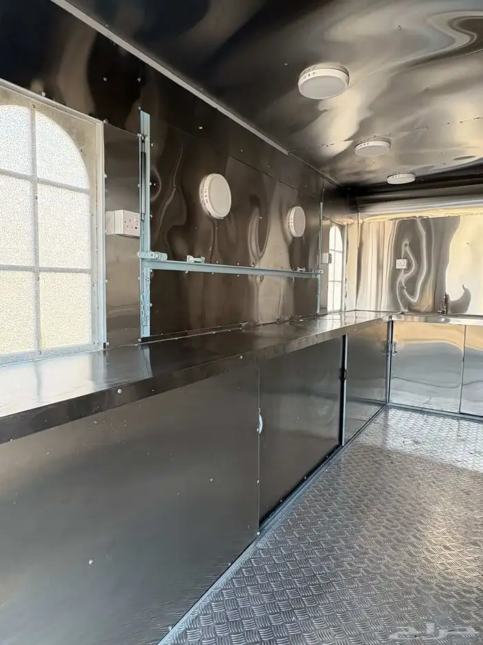 فرصه عمل جديدة فود ترك للبيع شبه جديد 1