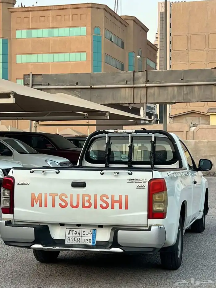 متسوبيشي بيكب غماره L200 العدد حبتين 2020 2021 9