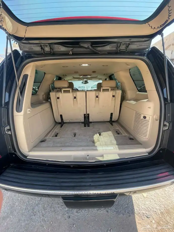 كاديلاك اسكاليد بريميوم 4