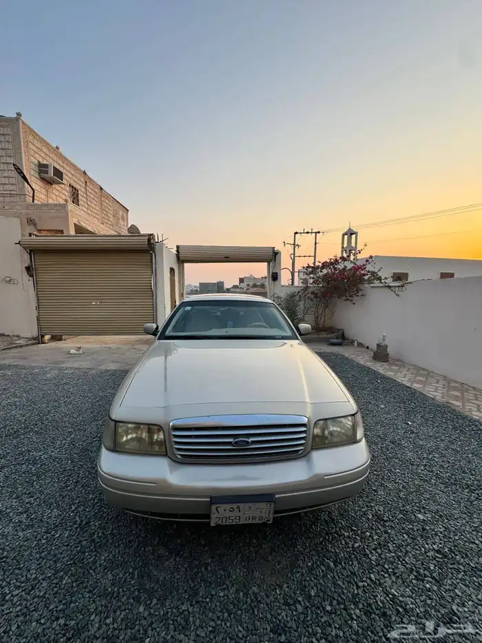 فورد فكتوريا 3