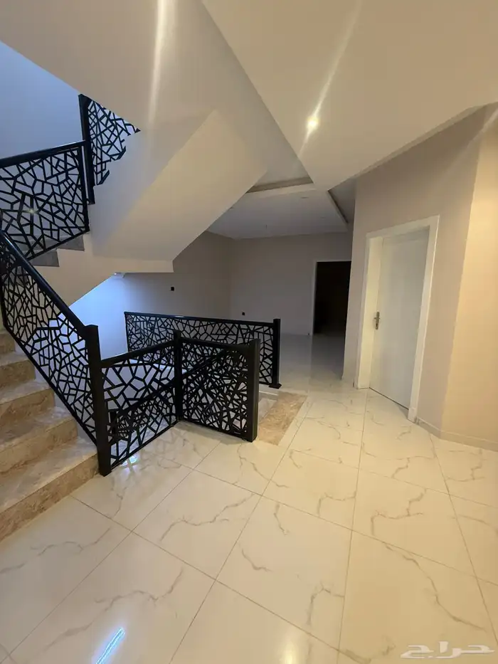 فيلا مؤثثه للايجار بالدمام حي العروبه 3