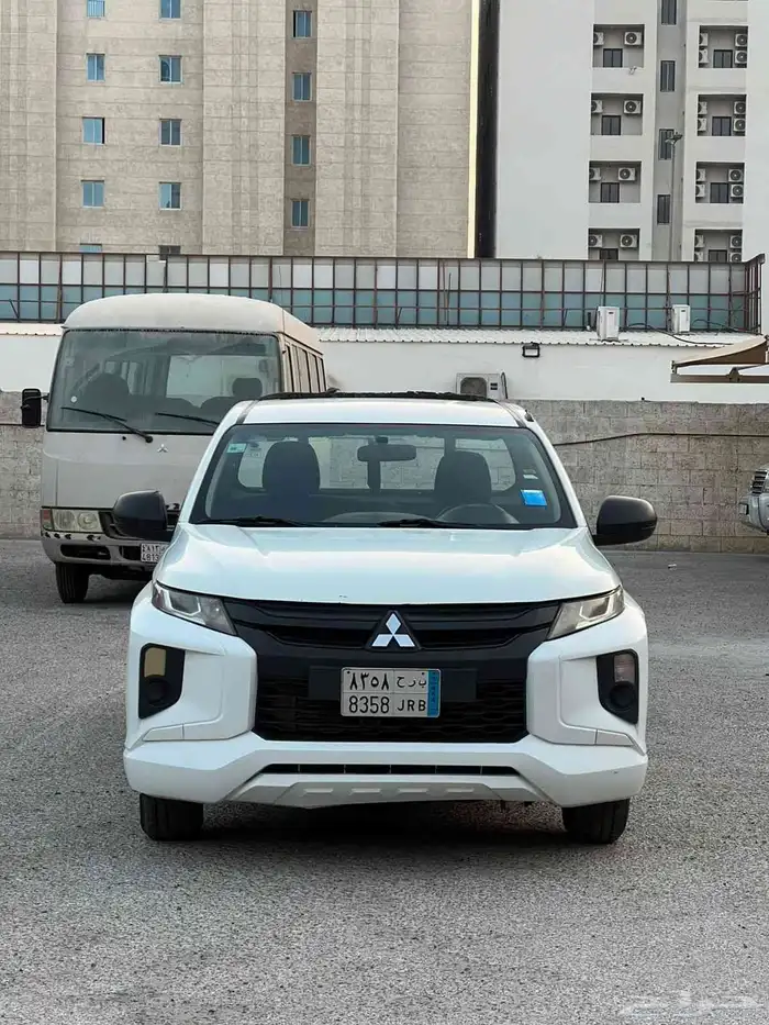 متسوبيشي بيكب غماره L200 العدد حبتين 2020 2021 0