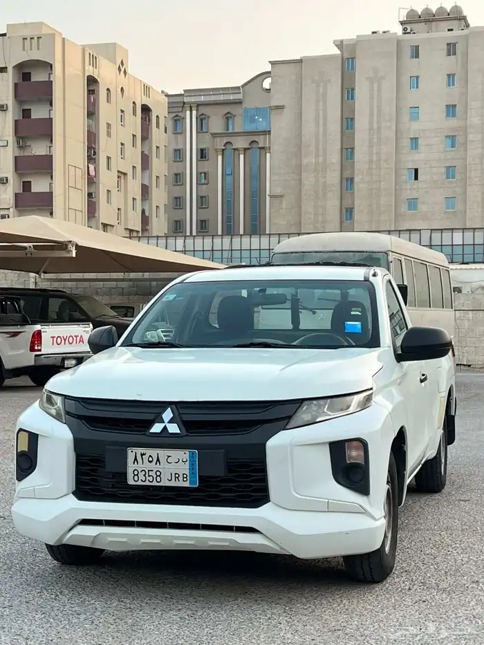 متسوبيشي بيكب غماره L200 العدد حبتين 2020 2021 18