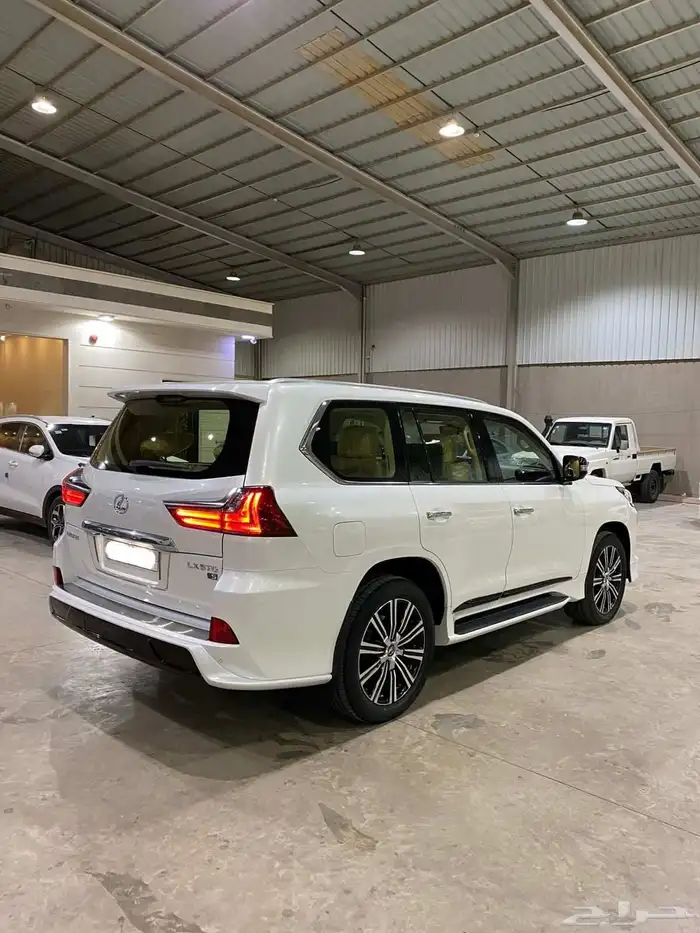 للبيع لكزس 2018 فل كامل سعودي 5