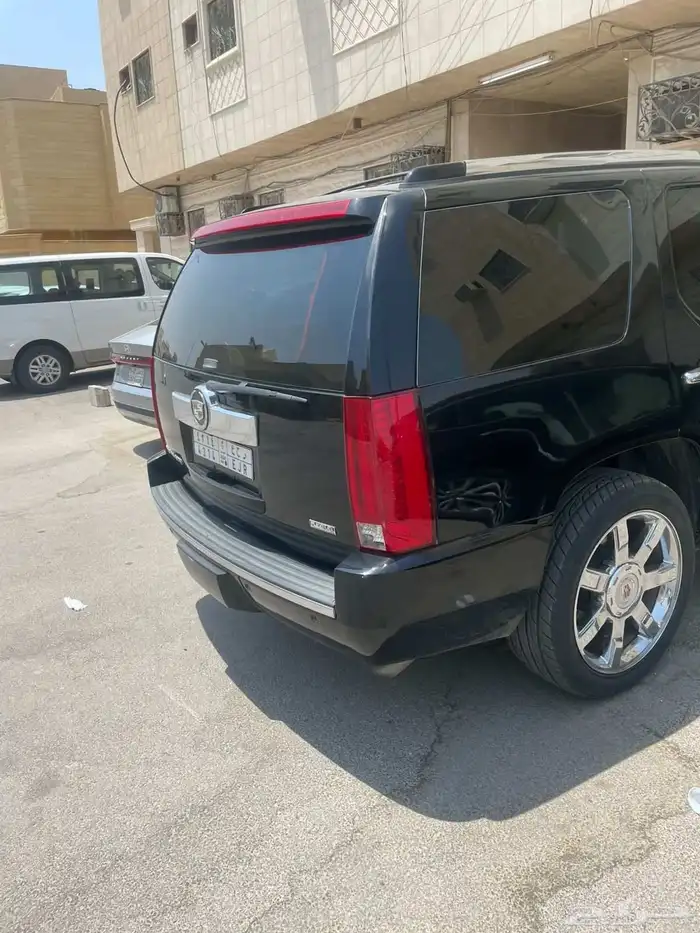 كاديلاك اسكاليد بريميوم 5