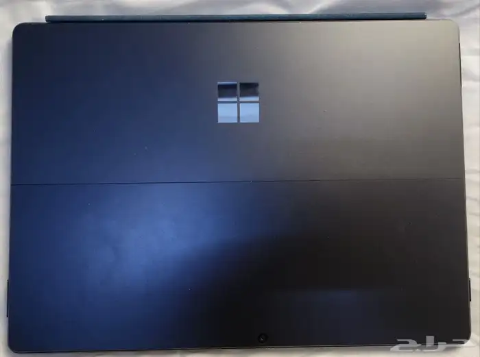 مايكروسوفت سيرفس برو 8 4