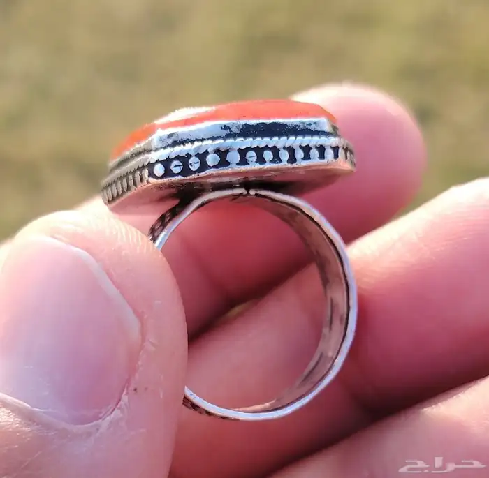 خاتم فضه بحجر عقيق قديم ممير المقاس 23 3