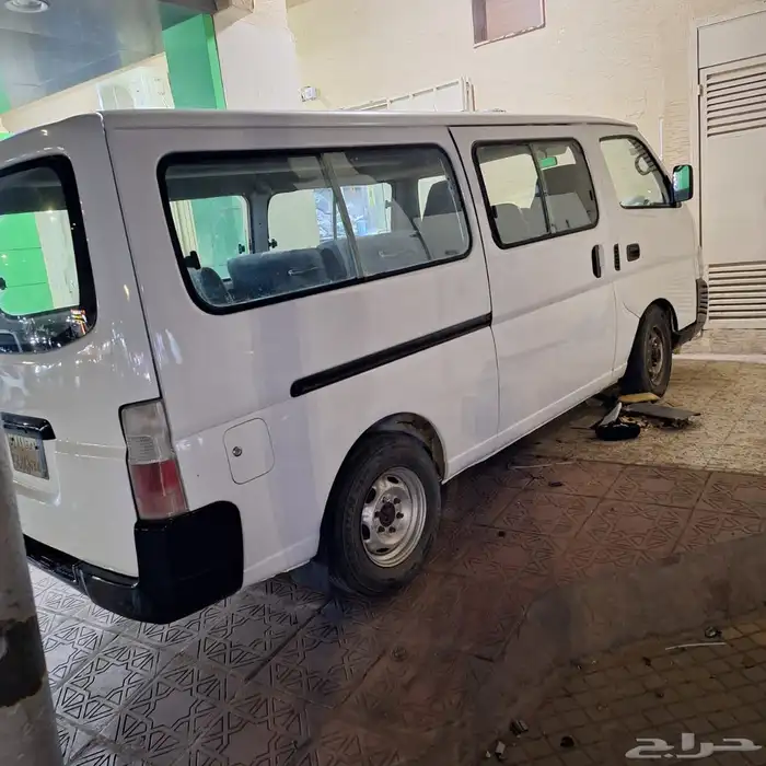 بص يورفان للايجار داخل الخرج مع سائق 0