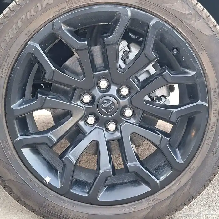 دودج رام لميتد 2025 خليجي السعر 290 شامل الضريبه 14