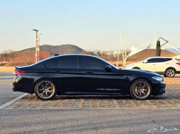 للاستيرادمن كوريا  BMW M5 2021 4
