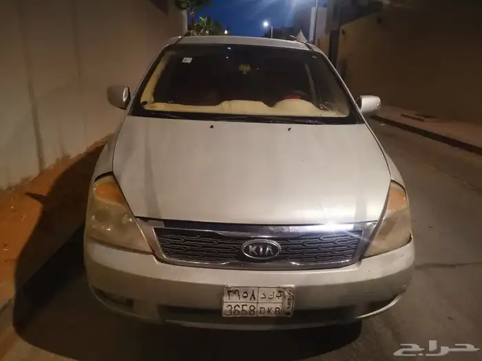 كيا كرنفال 2012 7