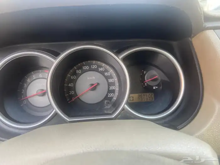 نيسان تيدا أتوماتيك 2008 4