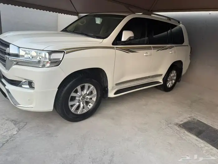 تويوتا لاند كروزر اي اكس ار 2017 2