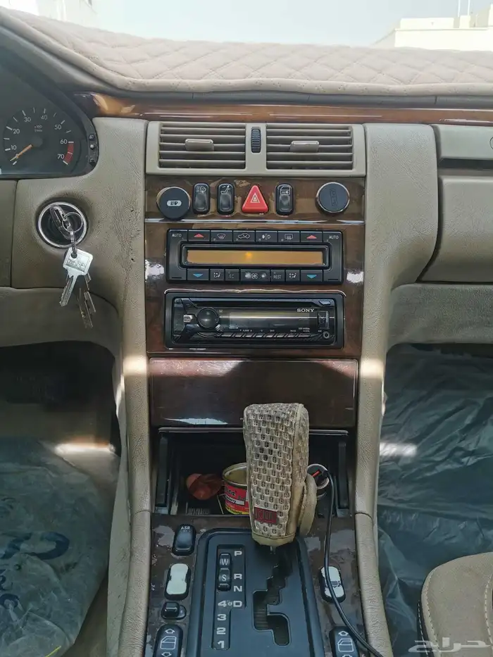 مرسيدس عيون موديل 1998 نظيفة 15