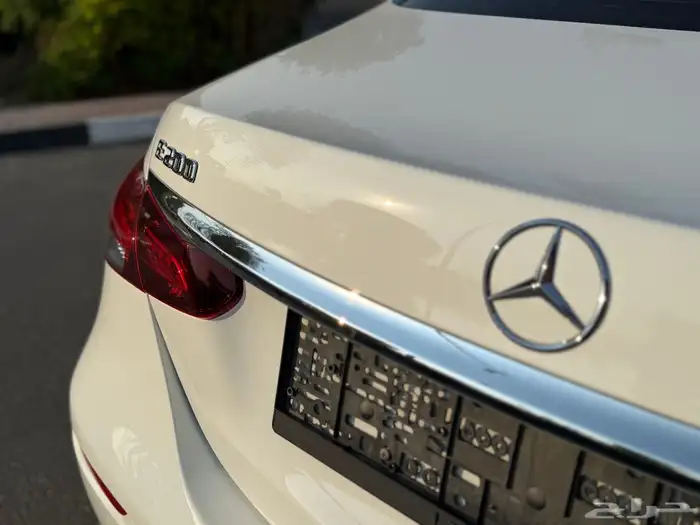 مرسيدس أي 200 الموتر موديل 2022 خليجي متواجد في دبي 9