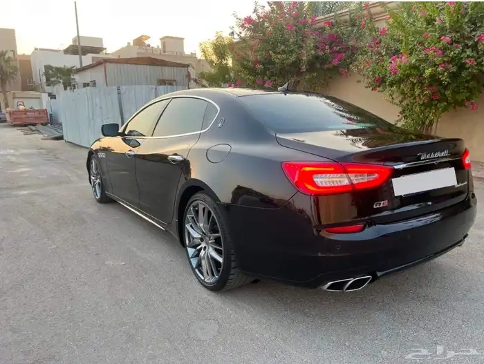 مازيراتي كواتروبورتي GTS V8 كاربون مخزنة Maserati 5