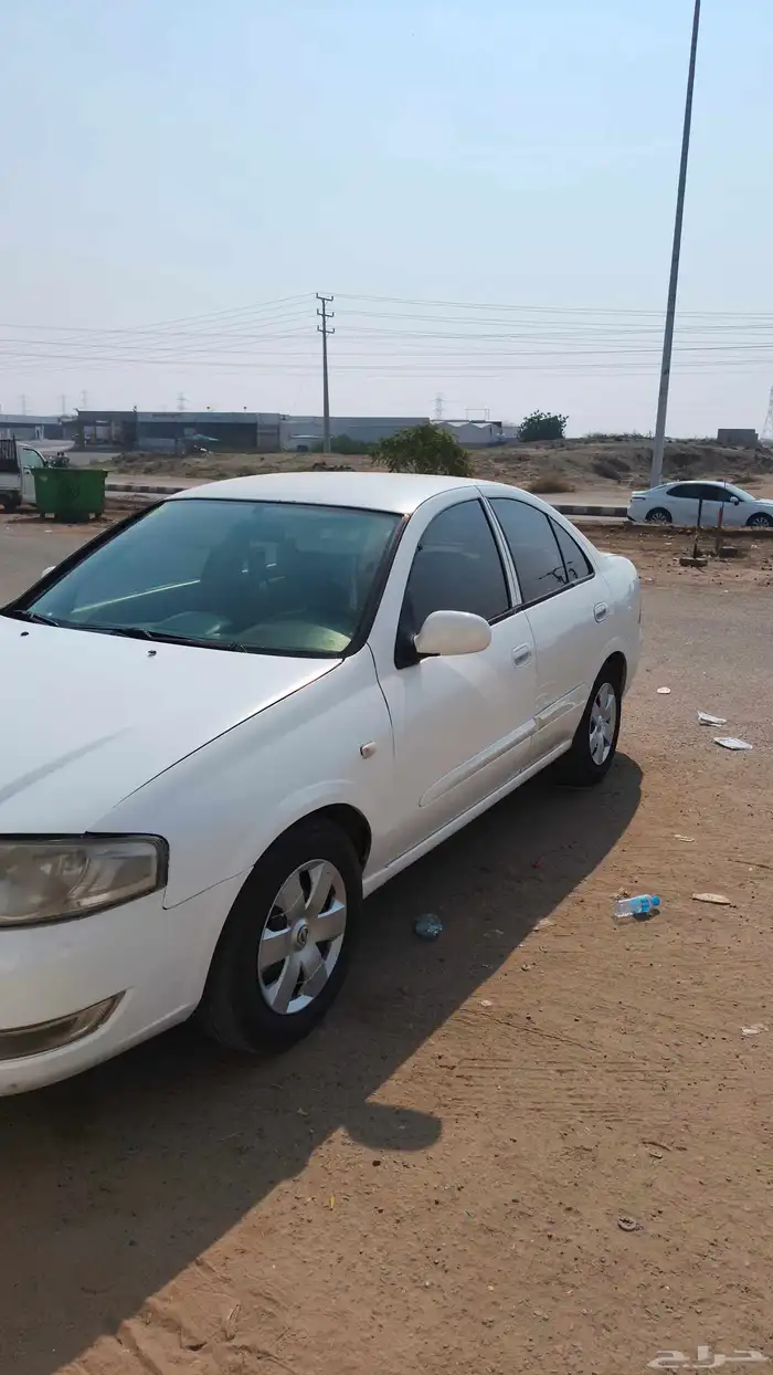 نيسان صني 2011 0