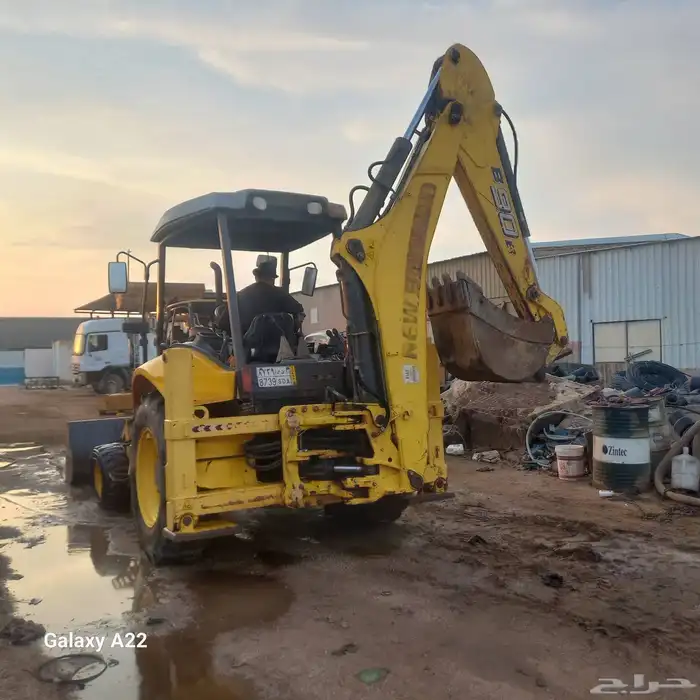 جى سي بى نيوهولاند 2012 لوحة و استماره للبيع 7