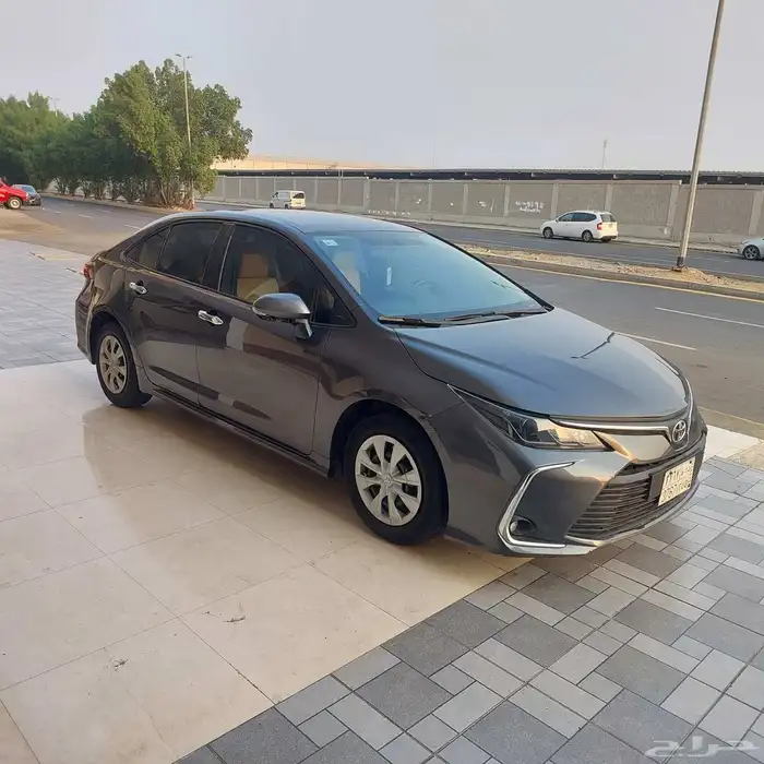 للبيع تويوتا كورولا استاندر ماكينه 3 سلندر 2021 4