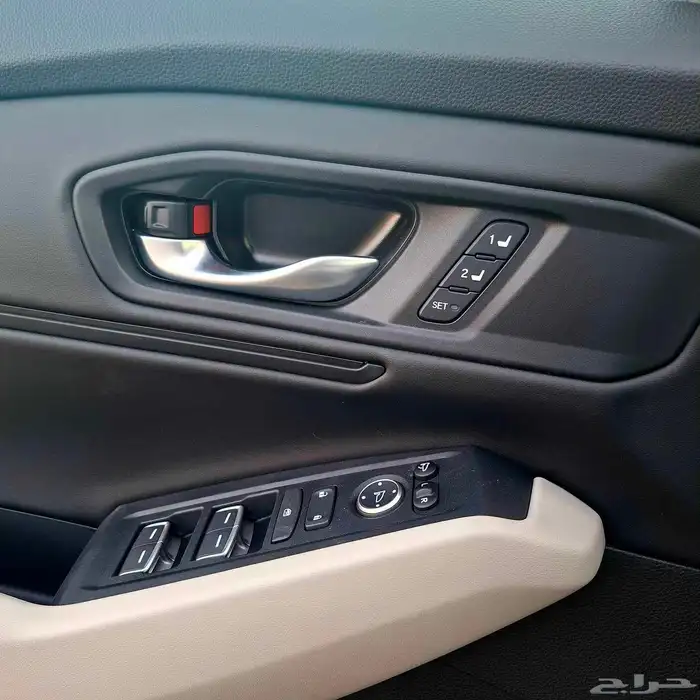 هوندا اكورد EX-L 2025 خليجي فل كامل السعر137الف شامل الضريبه 31