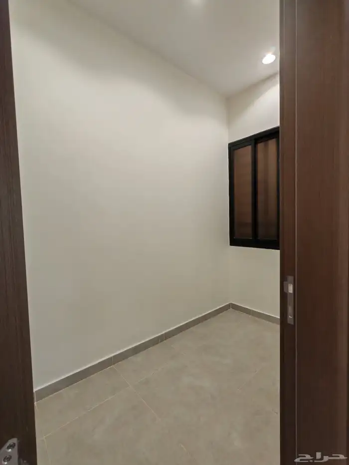 للبيع بأبها شقق تمليك علوي ب 500 الف بسطح خاص ومصعد شغال 11