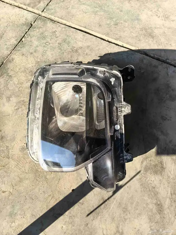 شمعه هونداي ستاريا 2023_2024 عادي 0