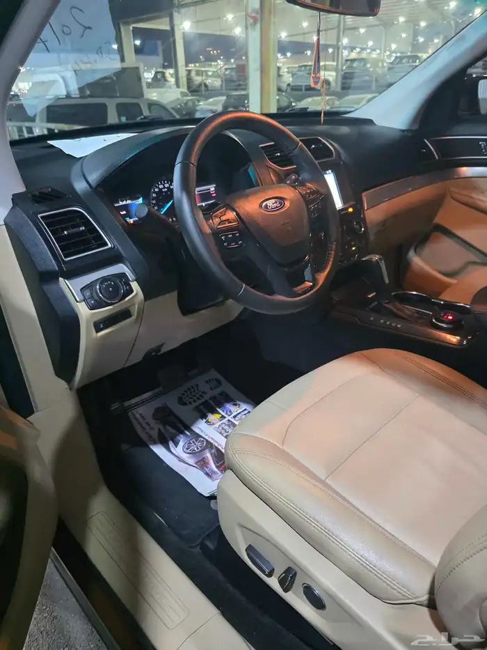 اكسبلورر مديل 2017 3