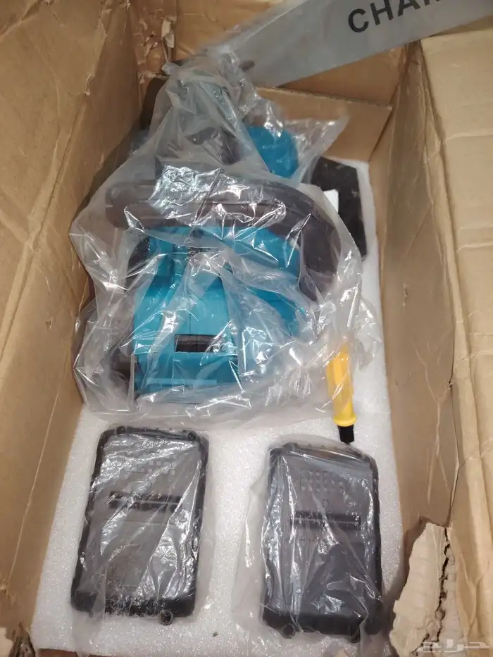 منشار حطب يركب عليه بطاريتين مع بعض قوه مضاعفه 1