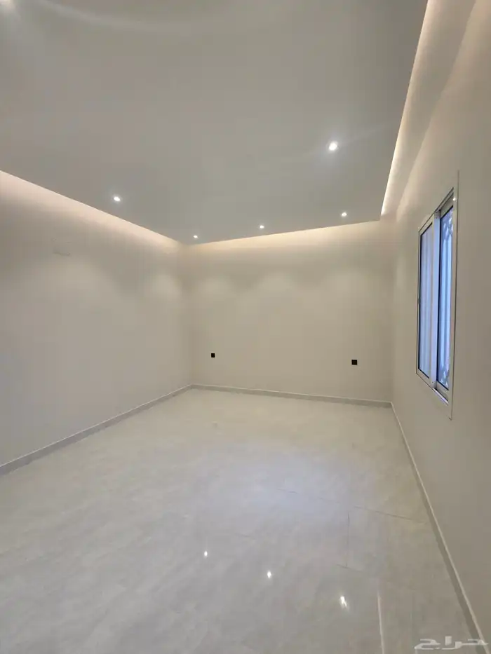 للبيع فيلا دورين وملحق كامل خدمات 7 غرف نوم 25