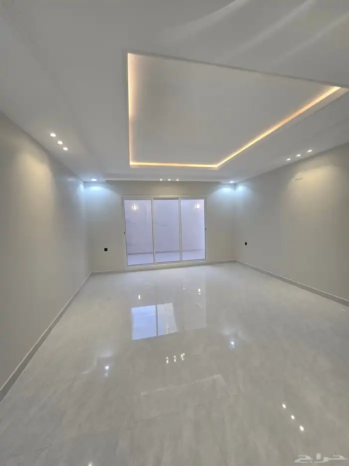 للبيع فيلا دورين وملحق كامل خدمات 7 غرف نوم 11