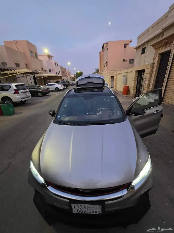 جيلي كلوراي 2022 فل كامل S 11