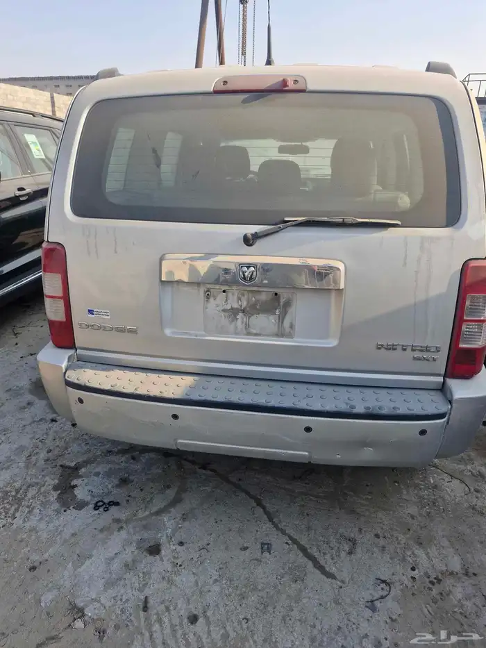 دودج نيترو 2011 قطع غيار تشليح الاسمري 0