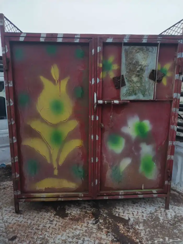 دولاب حديد بحاله جيده 0